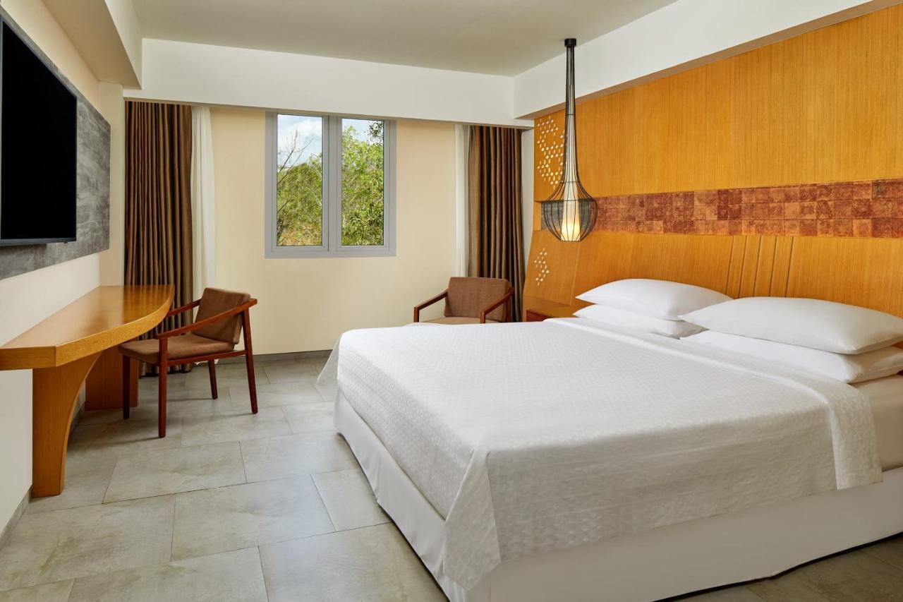 Four Points By Sheraton Bali, Ungasan Jimbaran Екстериор снимка
